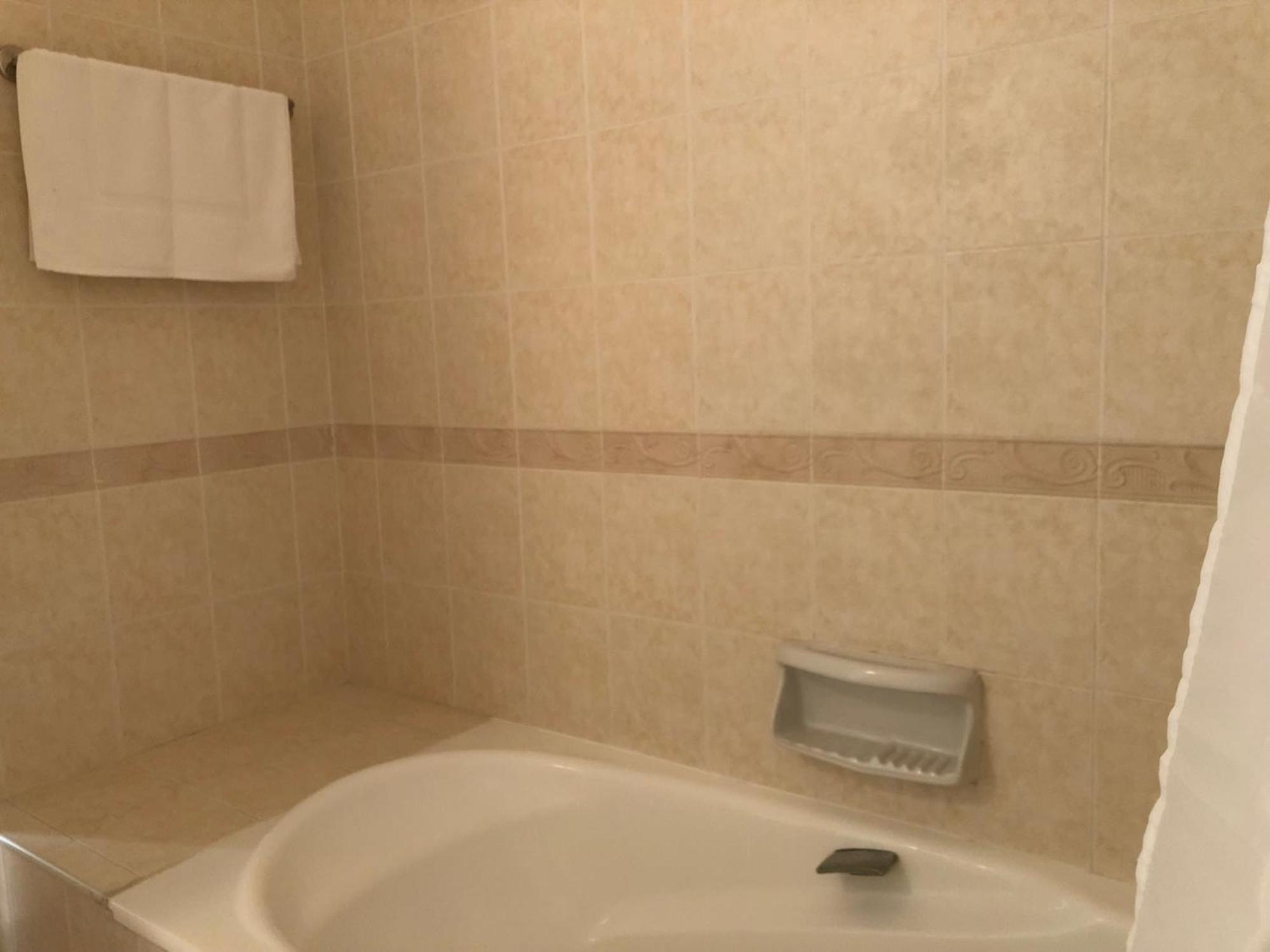 Limnaria Gardens - 1 Bedroom, Sunny Apartment With Stunning Pool Views Paphos Bagian luar foto